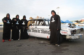 Illustration for article titled A Treasury Of 24 Hours Of LeMons Team Costumes